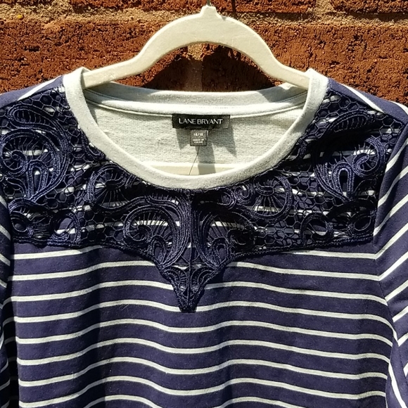 NWT Lane Bryant Tunic Top Navy Nautical Stripes - Picture 3 of 6